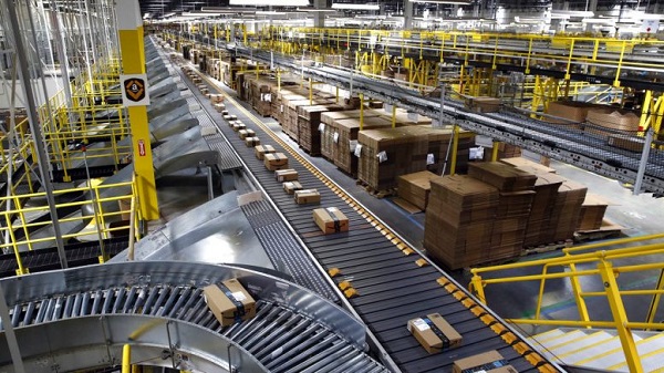 Hóa chất trong dây chuyền sản xuất